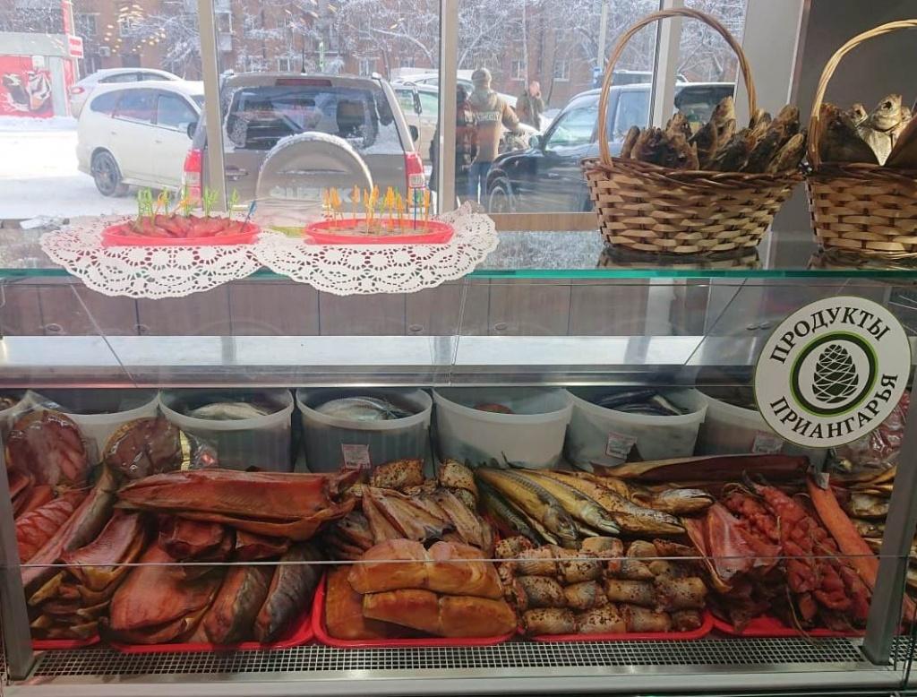 Фирменный отдел «Продукты Приангарья» открыли в иркутском супермаркете на Байкальской