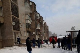 В переулке Пограничный в Иркутске произошел пожар в многоквартирном доме