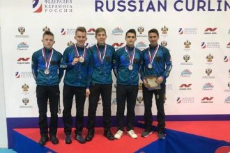 Второе место на кубке России завоевала команда по кёрлингу из Иркутска