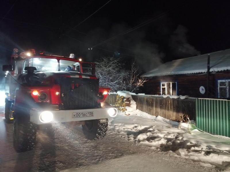 13 пожаров произошло в Иркутской области в новогоднюю ночь. Один человек погиб