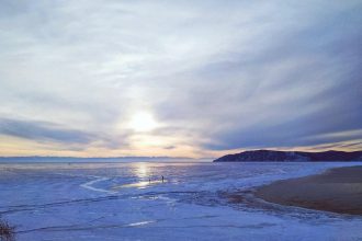 Фотоконкурс "Ледяная сказка Байкала" стартовал в Иркутской области