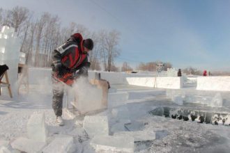 Иордань начали строить на заливе Якоби в Иркутске