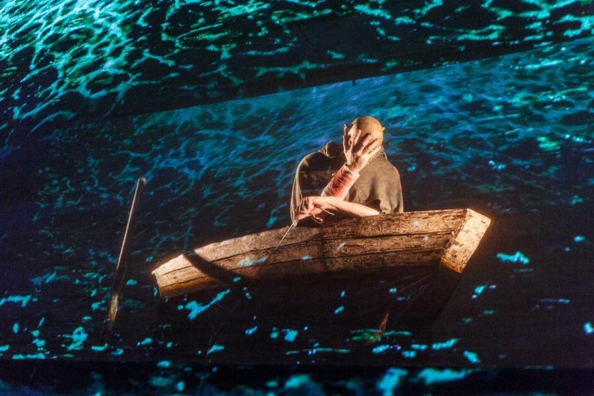 Спектакль «Старик и море» по пьесе Эрнеста Хемингуэя представит театр кукол «Аистёнок»