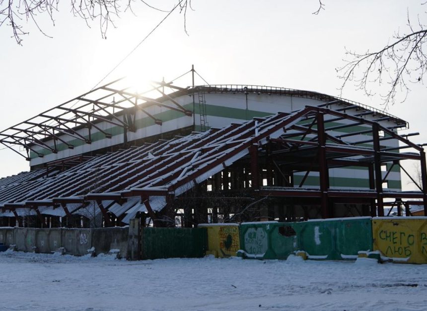 В поселке Усть-Ордынский достроят Дом спорта, который начинали возводить еще в 2002-м