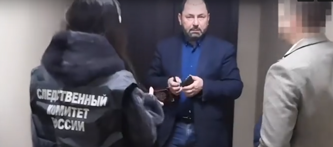 Глава Листвянки задержан за превышение должностных полномочий