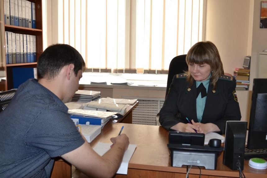 Иркутянин оплатил долг по налогам, чтобы продать парковочное место