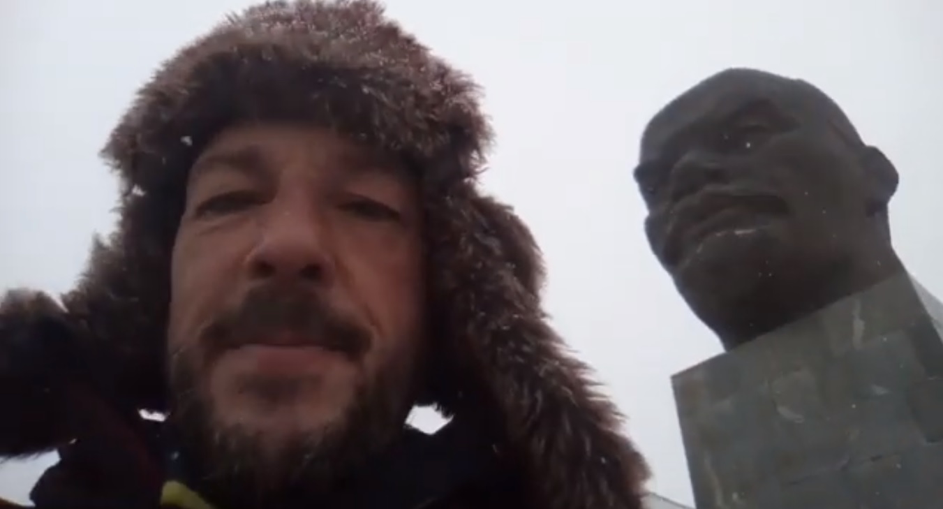 Испанский экстремал, который следует из Магадана на Байкал на велосипеде, приехал в Улан-Удэ
