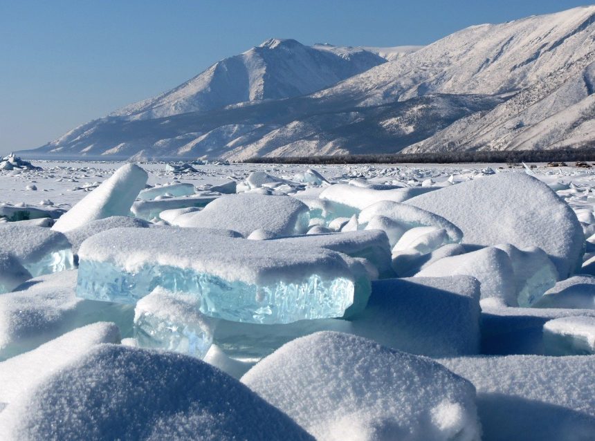 Массовая прогулка по льду БайкалШлёпТур-2020 пройдет 7 марта