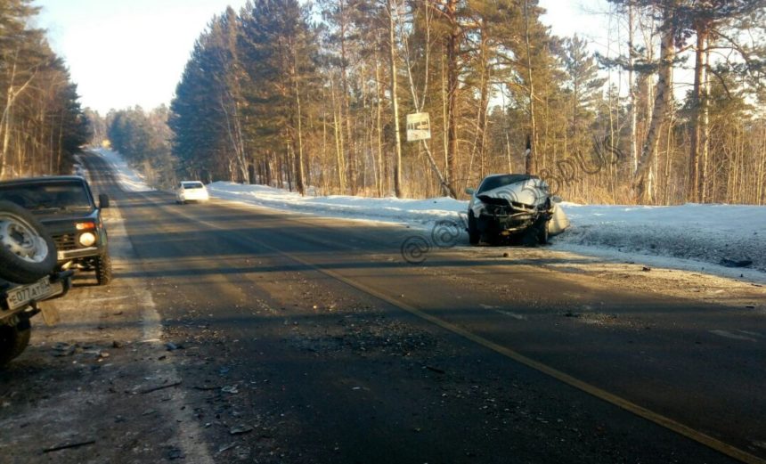 Один человек пострадал в ДТП с тремя машинами в Иркутском районе