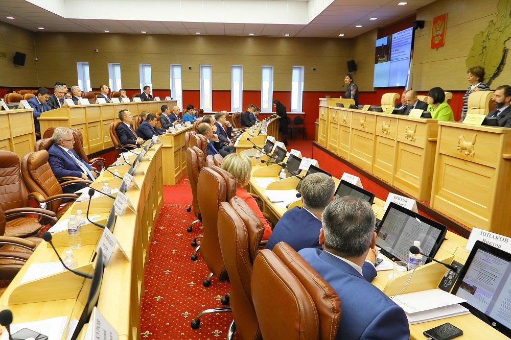 ЗС Приангарья разработает проект закона о целевом наборе студентов медицинских и педагогических ссузов