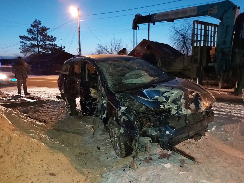 17-летний пьяный водитель врезался в забор на машине матери в Усть-Ордынском