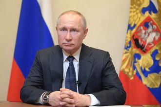 Голосование за поправки в Конституцию РФ перенесут