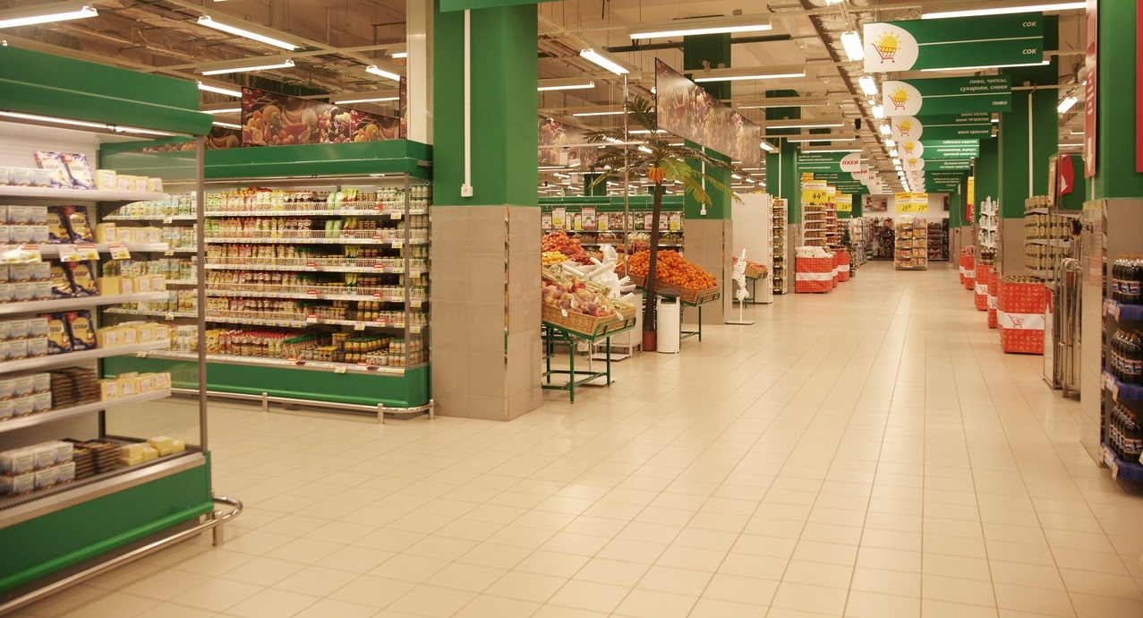 Иркутяне начали скупать продукты и средства гигиены в магазинах