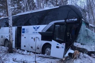 Рейсовый автобус с пассажирами съехал в кювет в Заларинском районе