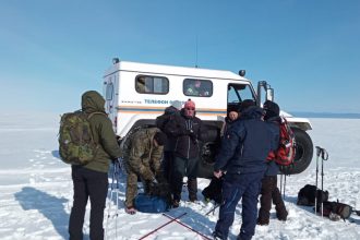 Спасатели эвакуировали жителя Байкальска со 106 км КБЖД