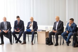 ЗС Иркутской области рассматривает новые меры поддержки для бизнеса