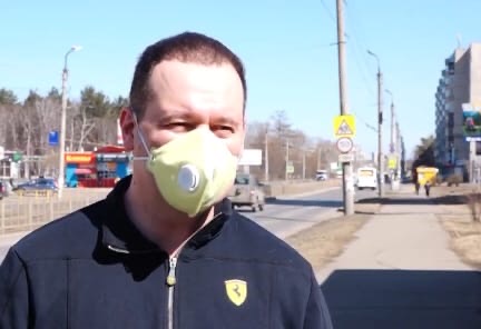 Ангарский предприниматель бесплатно раздает маски