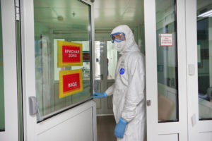 Число случаев заражения коронавирусом в России 3 апреля превысило четыре тысячи Число случаев заражения коронавирусом в России 3 апреля превысило четыре тысячи