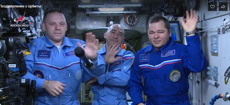 Экипаж экспедиции МКС-62 поздравил жителей с Днем космонавтики с борта МКС