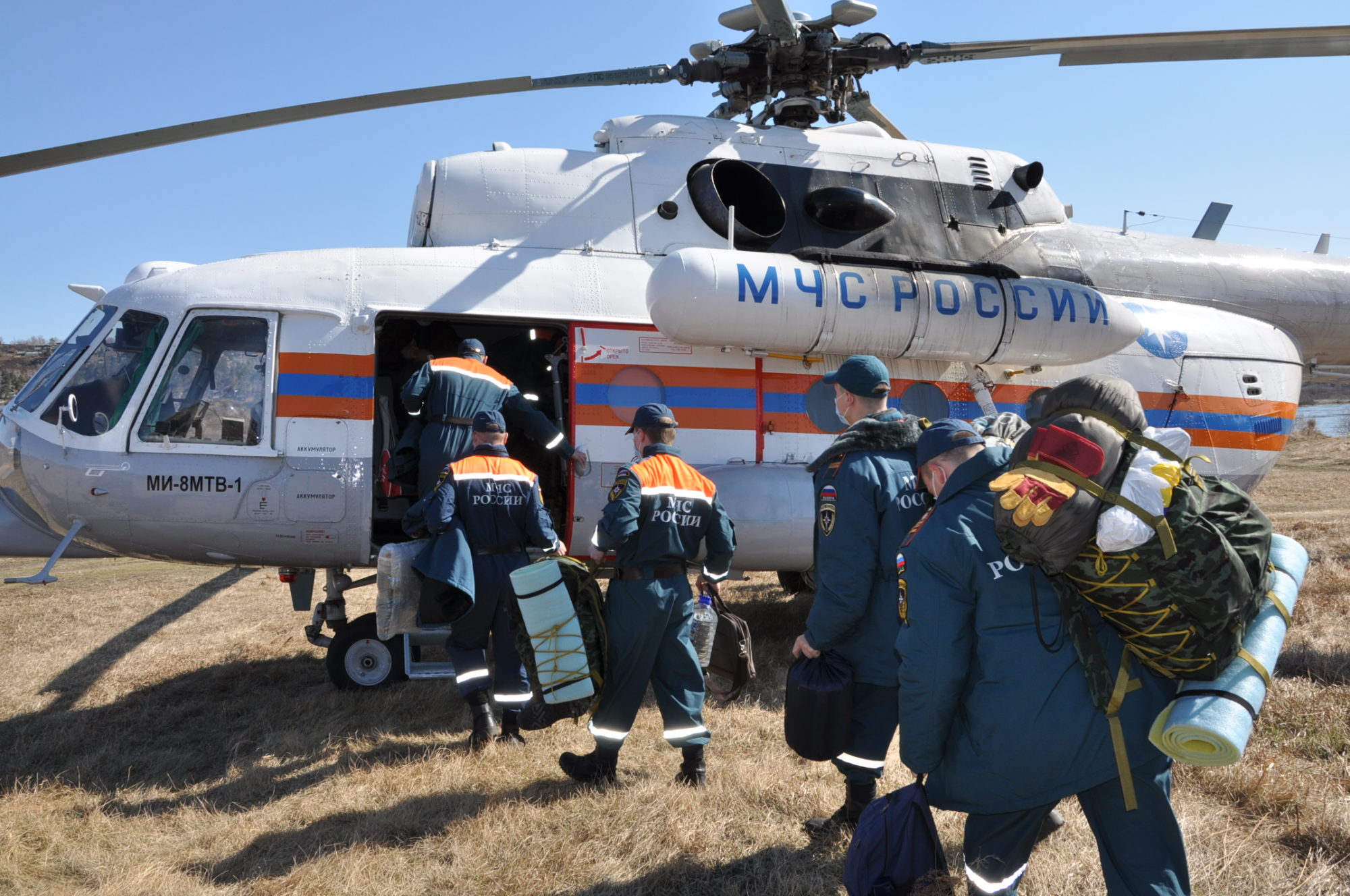 Спасатели направились в Киренский и Катангский районы для контроля за прохождением паводков