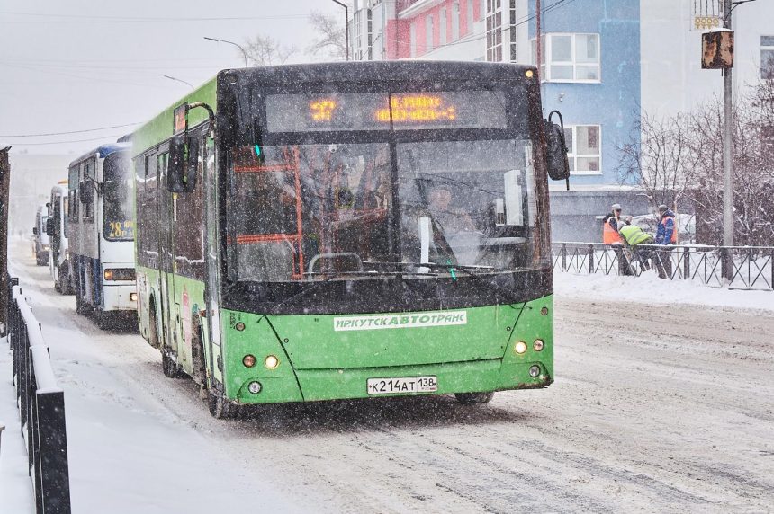 Специальные автобусы, курсирующие в Дни памяти, отменили в Иркутске