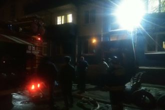 В Черемхово эвакуировали 40 человек во время пожара в многоэтажном доме