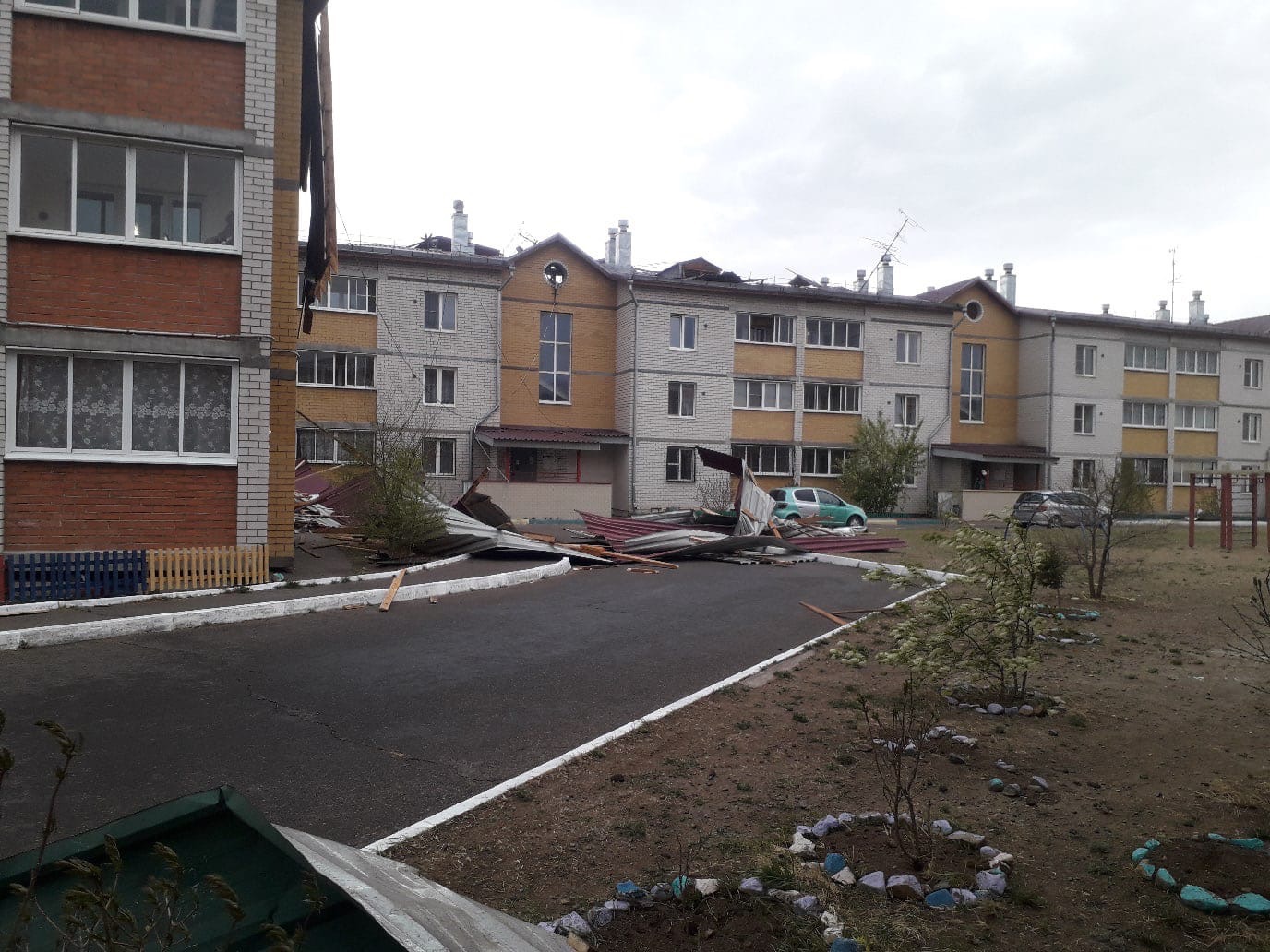 Более 20 социальных объектов пострадало в Чите из-за урагана 13 мая