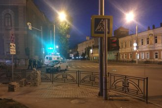 Два медика пострадали в ДТП с машиной скорой помощи в центре Иркутска