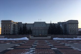 Иркутскому мемориалу “Вечный огонь” в этом году 45 лет