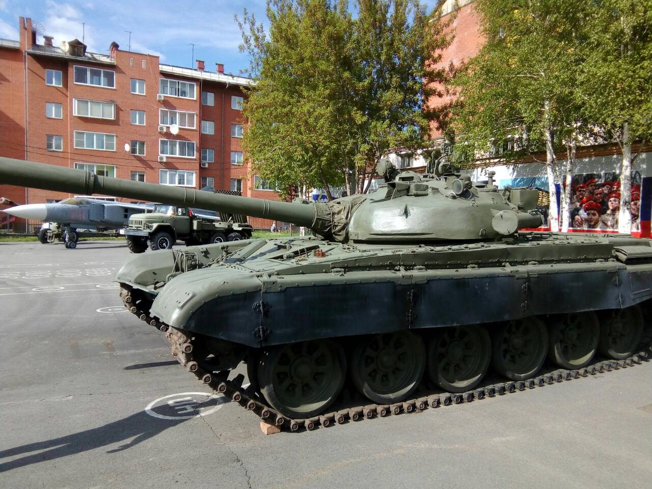 Музей под открытым небом готовят к открытию в иркутском центре "Патриот"