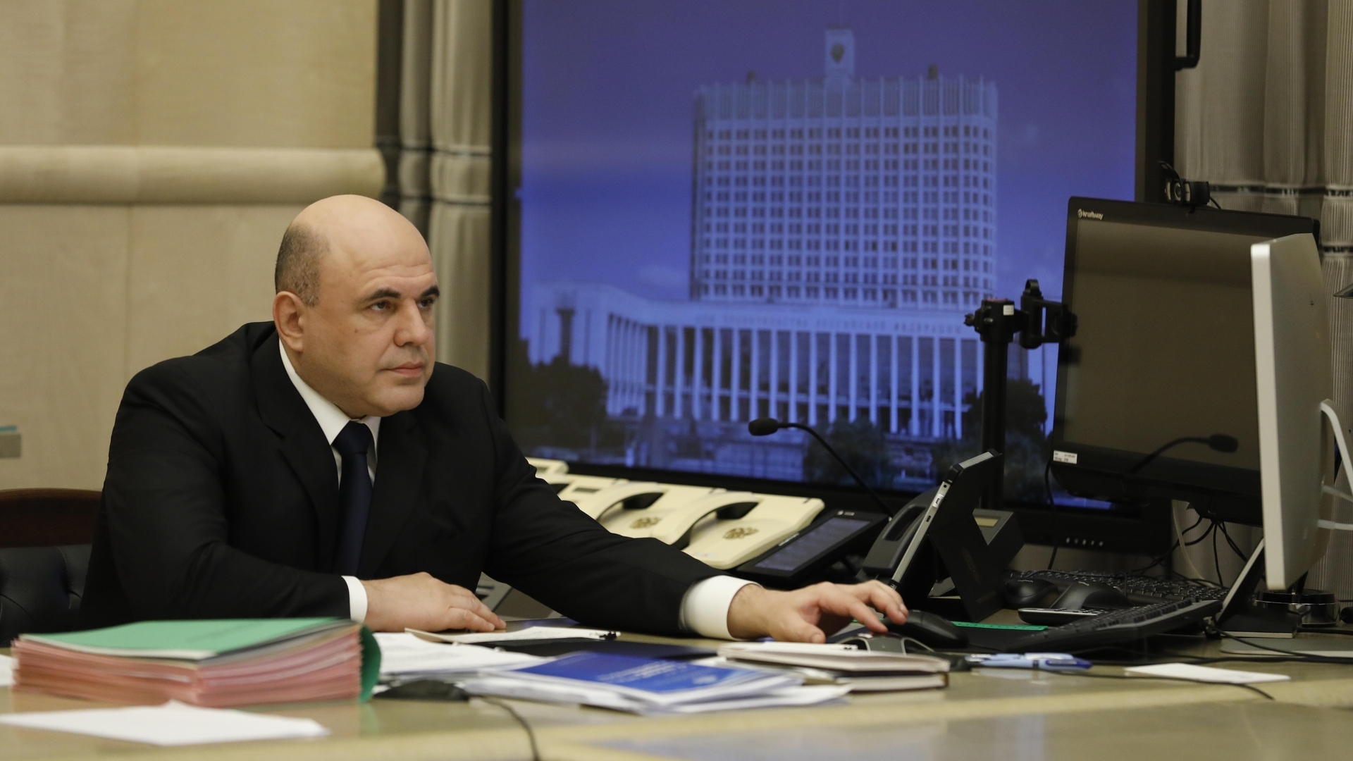 Премьер-министр России Михаил Мишустин заболел коронавирусом