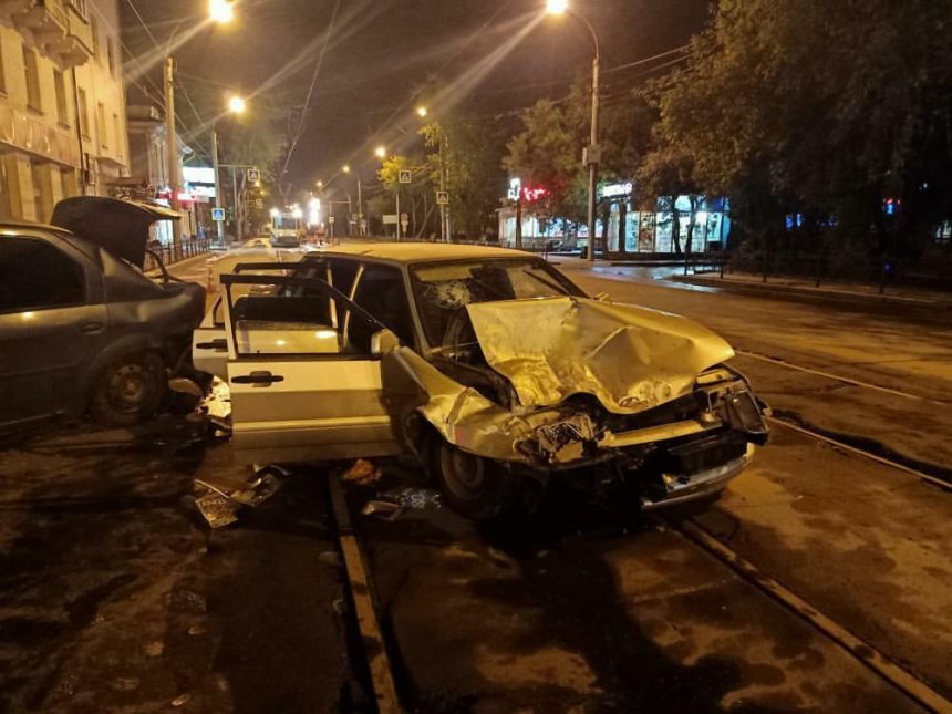 Три человека пострадали в результате ДТП в центре Иркутска