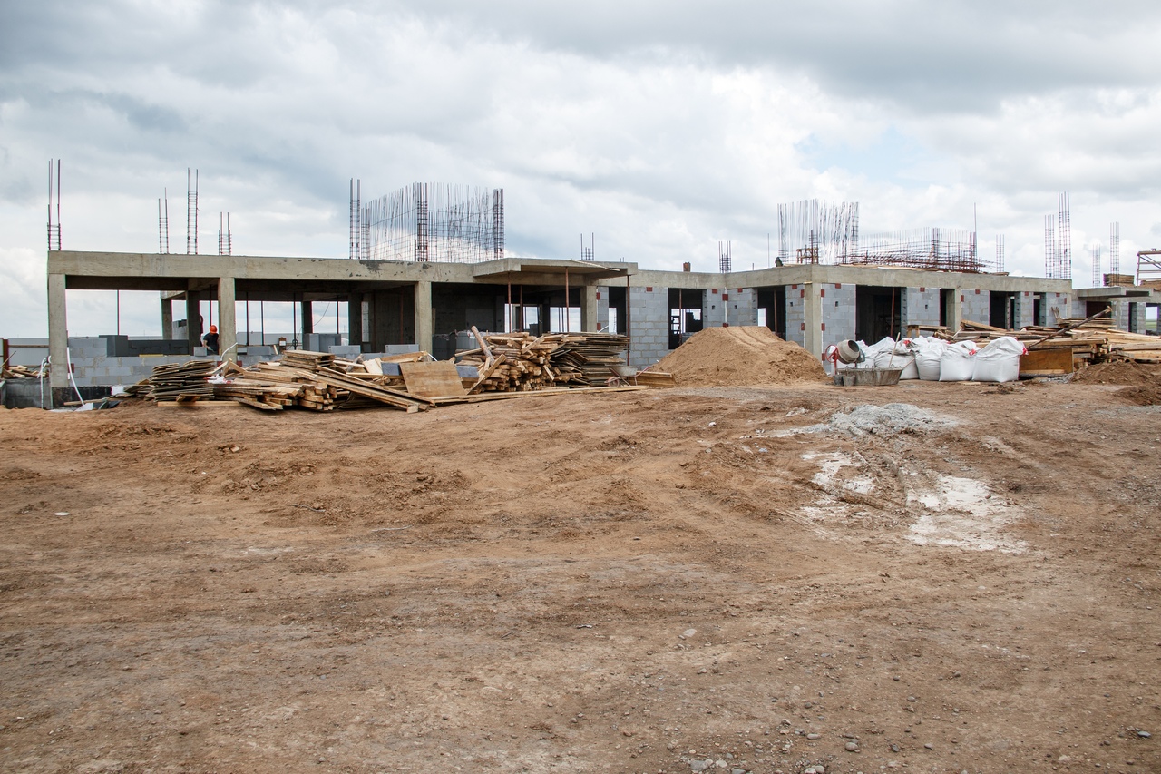 Детский сад на 140 мест строят в деревне Ревякина