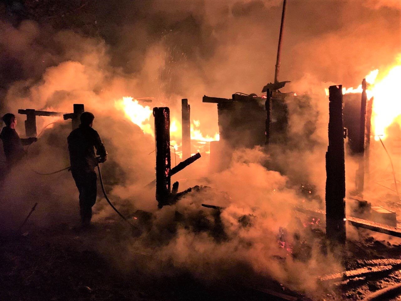 Один человек погиб, один пострадал и двое спасены на четырех пожарах в Приангарье, произошедших за сутки