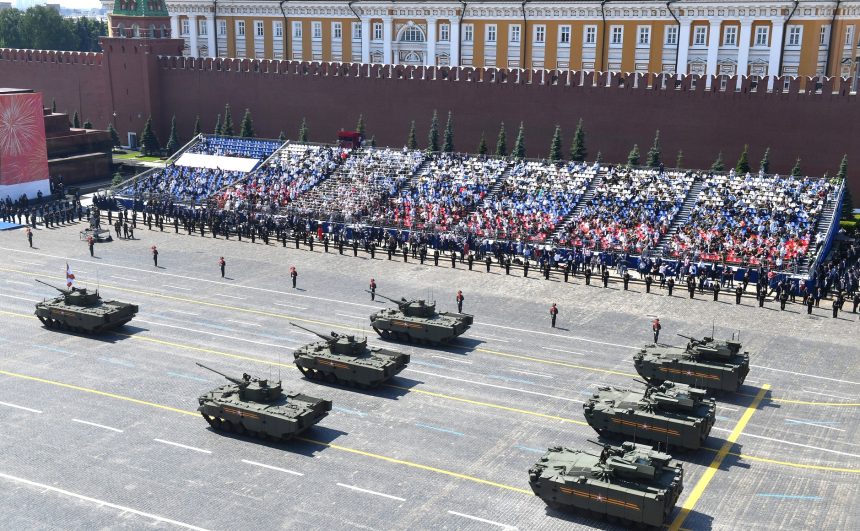 Парады Победы прошли почти в 30 городах России