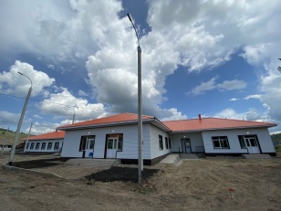 Строительство ФАПа в селе Укыр завершится к 15 августа