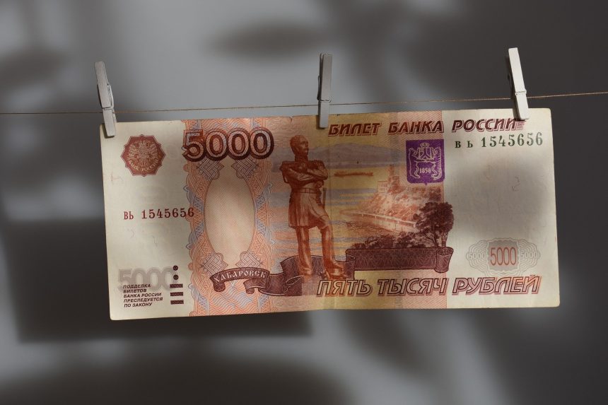 В Тайшете предпринимателя оштрафовали на миллион рублей за взятку в пять тысяч