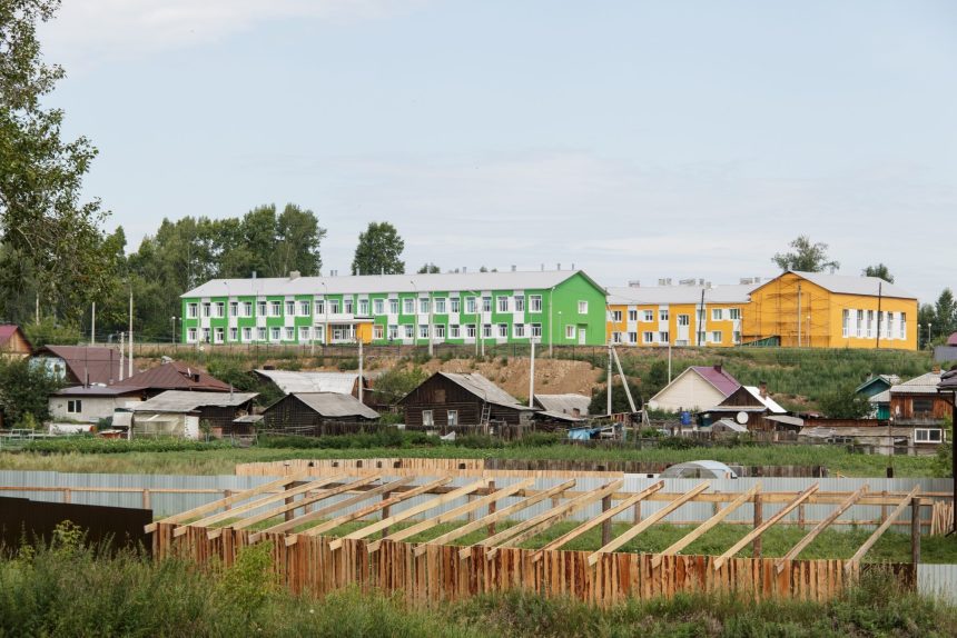Школу и детский сад капитально отремонтировали в Карлуке