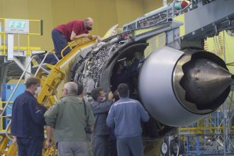Отечественные двигатели ПД-14 успешно «примерили» на МС-21. Видео