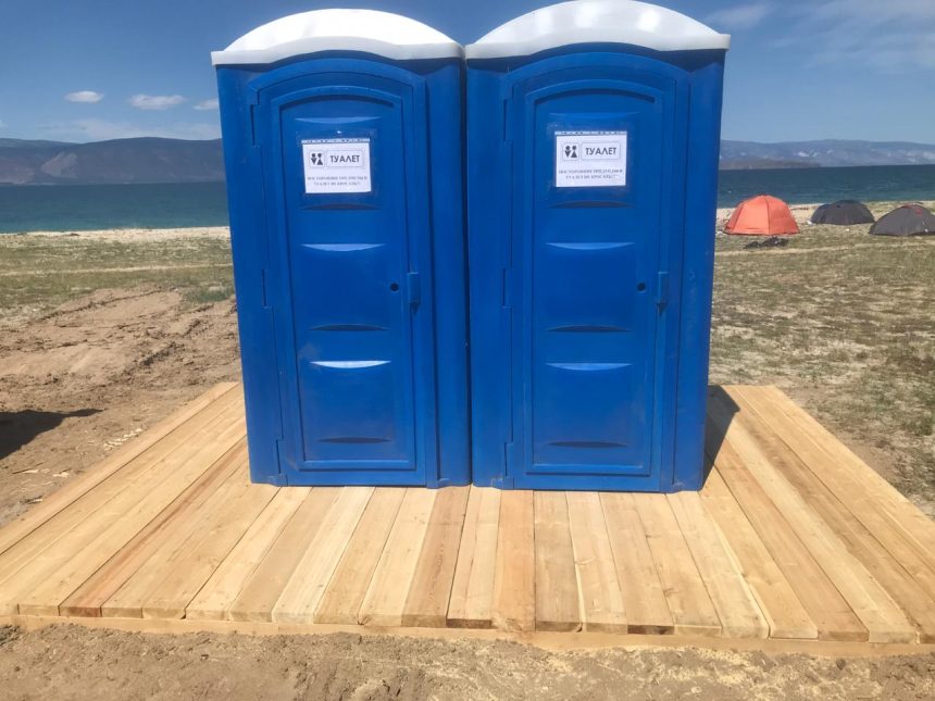 В пяти местах отдыха на Ольхоне установили круглогодичные туалеты
