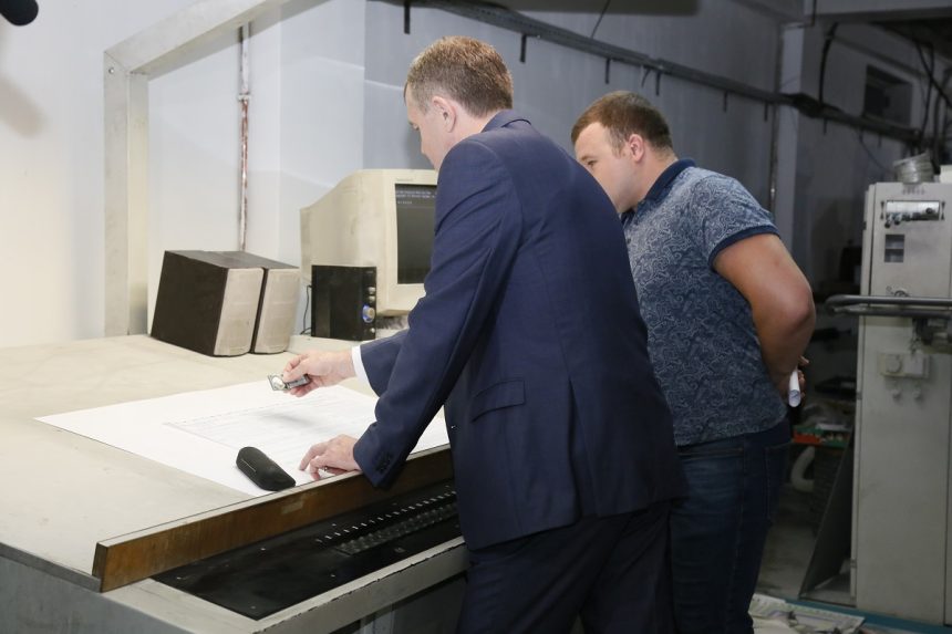 Бюллетени на выборы губернатора начали печатать в Иркутской области