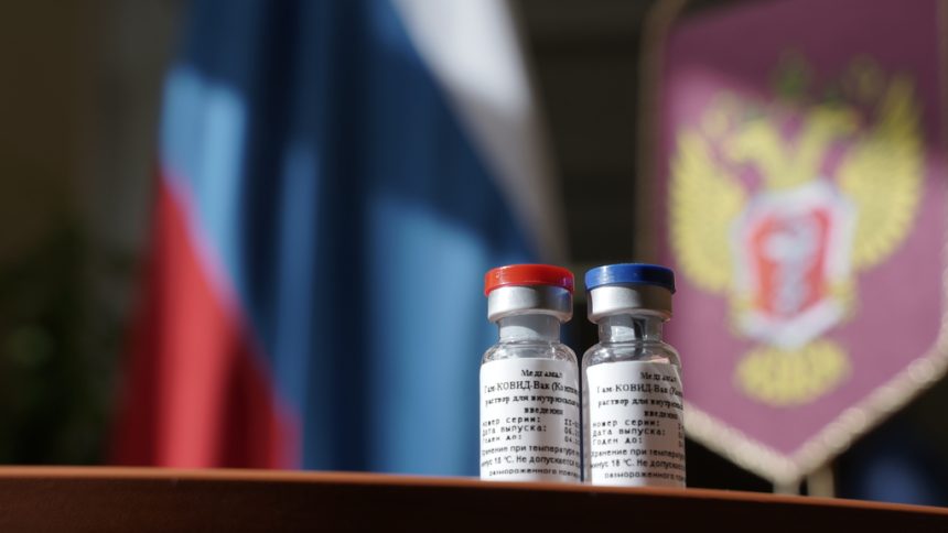 Михаил Мурашко: первые партии вакцины против COVID-19 выпустят в течение двух недель