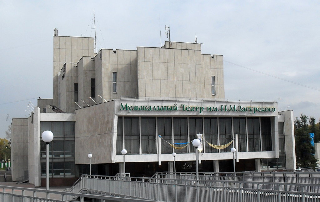 Музыкальный театр готовится к началу юбилейного 80-го театрального сезона