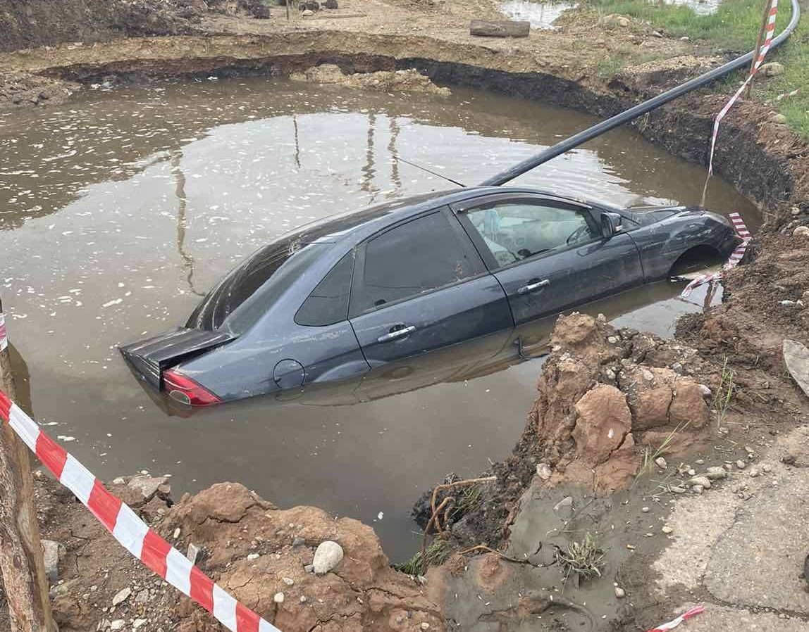 Пьяный водитель утопил машину в поселке Баяндай — Иркутск Сегодня