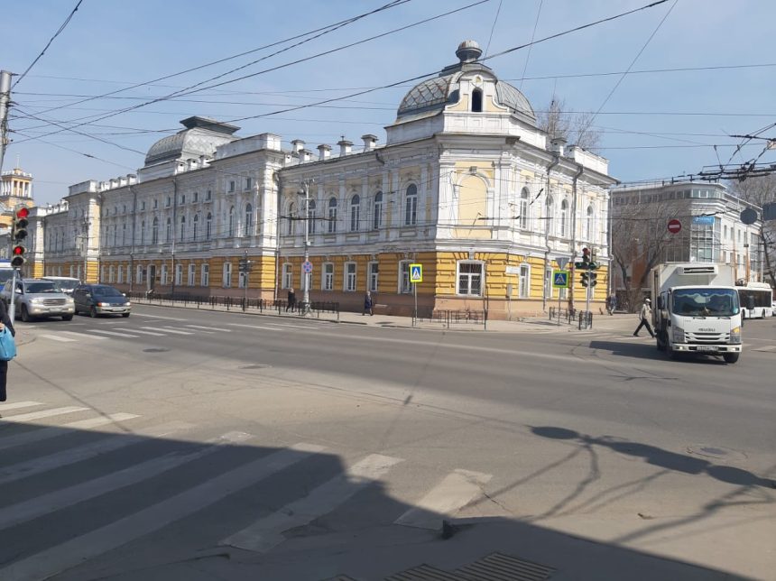 Свет отключили в центре Иркутска утром 6 августа из-за аварии на электросетях
