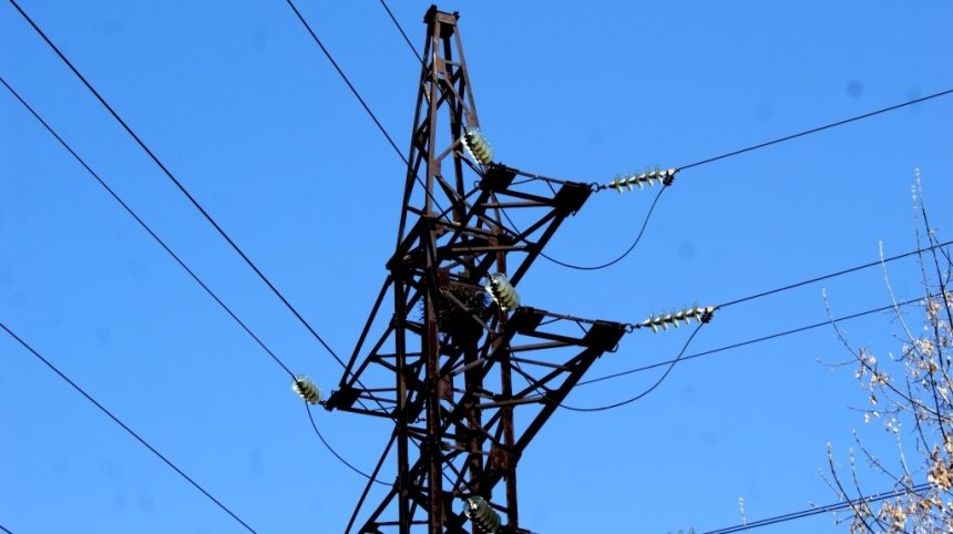Электроснабжение в трех населенных пунктах Усть-Удинского района восстановлено
