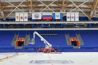 Хоккейный клуб "Кузбасс" не приедет на Кубок России в Иркутск из-за COVID