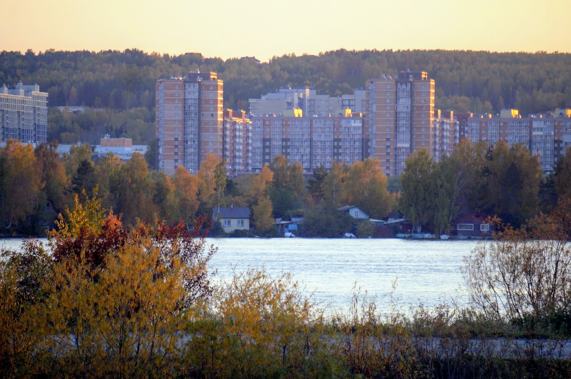 Осень в Иркутске. Большая вода