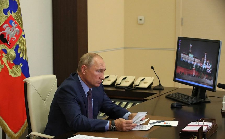 Путин одобрил идею объявления одного из ближайших лет Годом Байкала в России