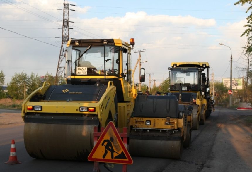 Ремонт дороги на плотине ГЭС в Иркутске завершат к середине сентября